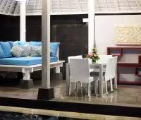 Вилла Alun, Бассейн павильон