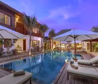 Villa Tangram, Piscine de Nuit